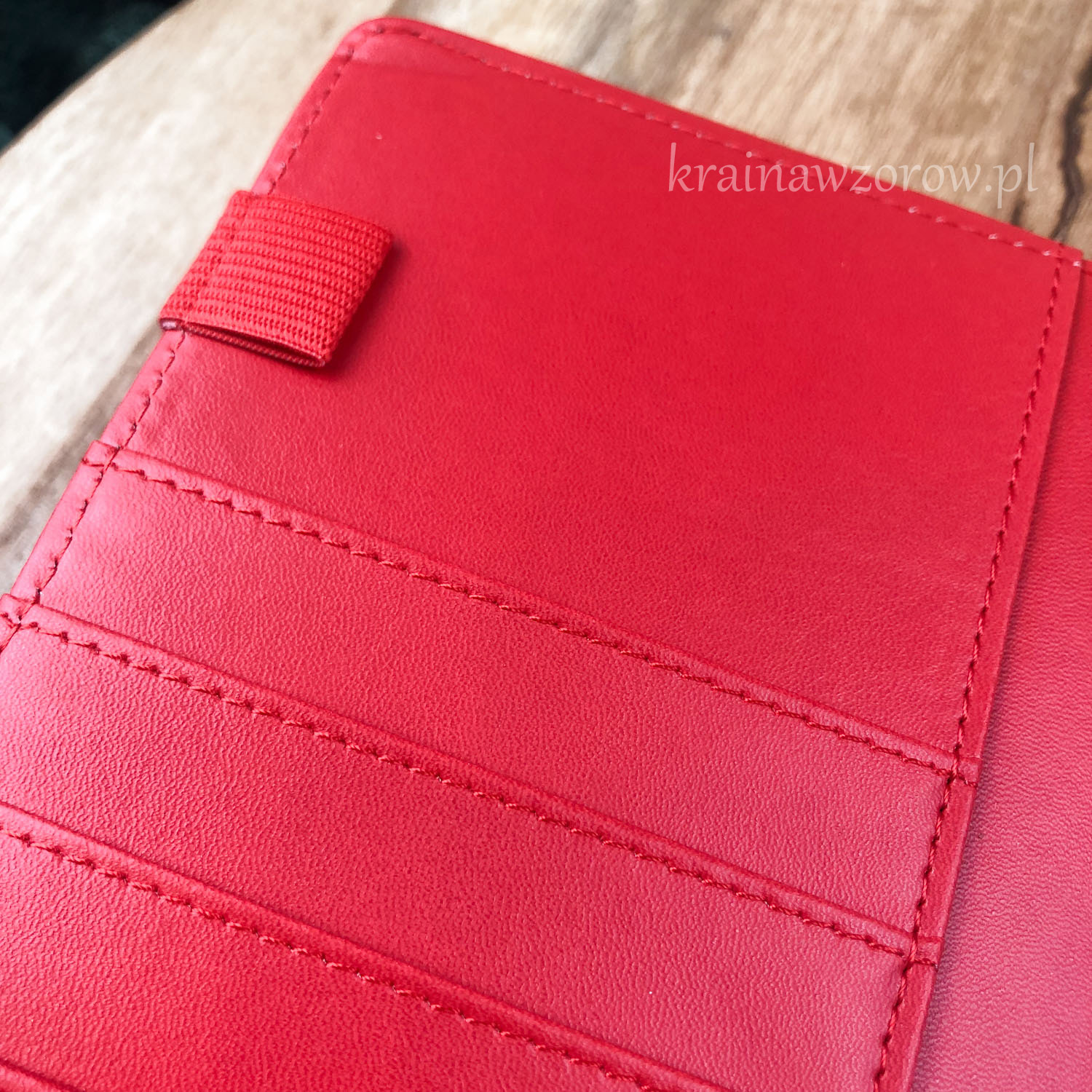 binder-okladka-a5-skorzany-organizer-czerwony-krainawzorow-pl-3 binder-okladka-a5-skorzany-organizer-czerwony-krainawzorow-pl-3