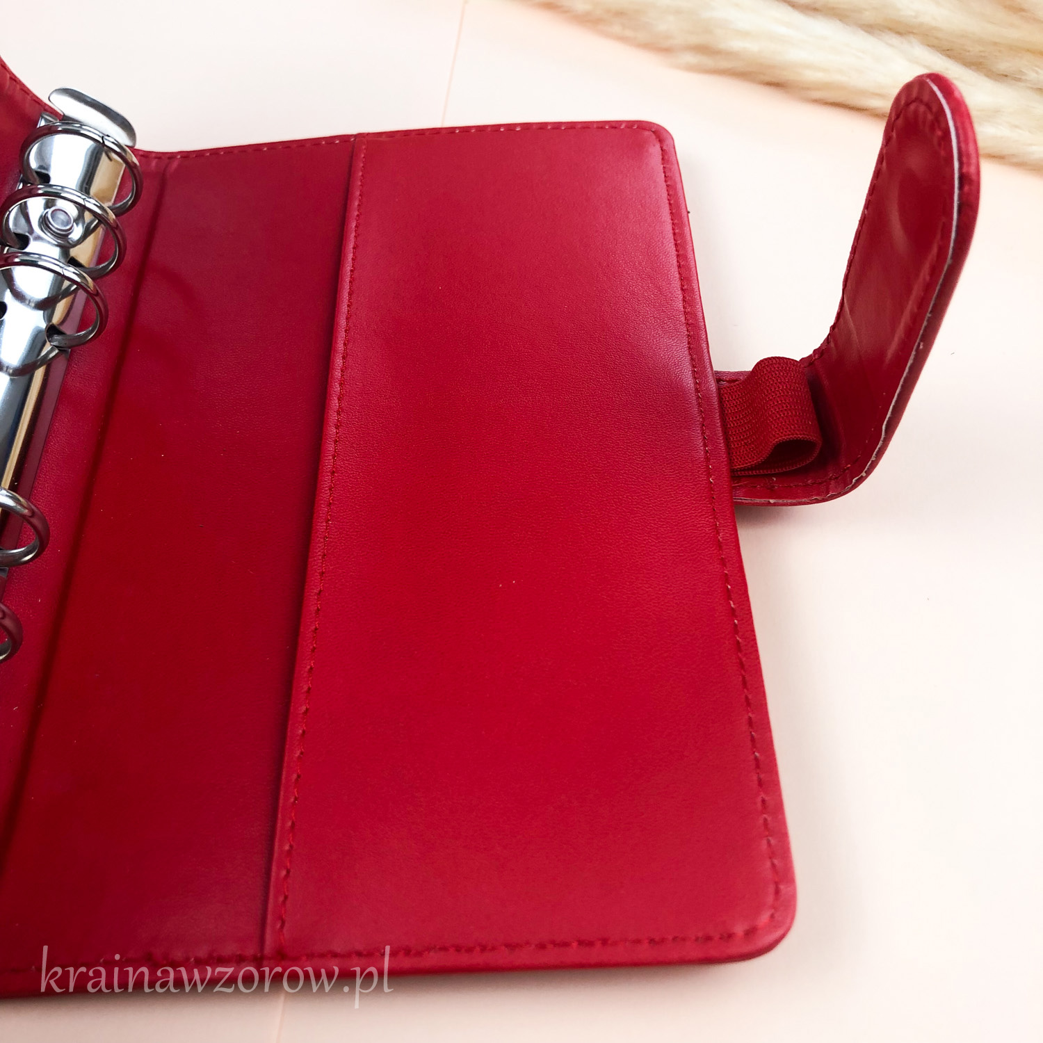 binder-okladka-a6-skorzany-organizer-czerwony-krainawzorow-pl-4 binder-okladka-a6-skorzany-organizer-czerwony-krainawzorow-pl-4