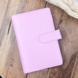binder-okladka-a6-skorzany-organizer-rozowy-krainawzorow-pl
