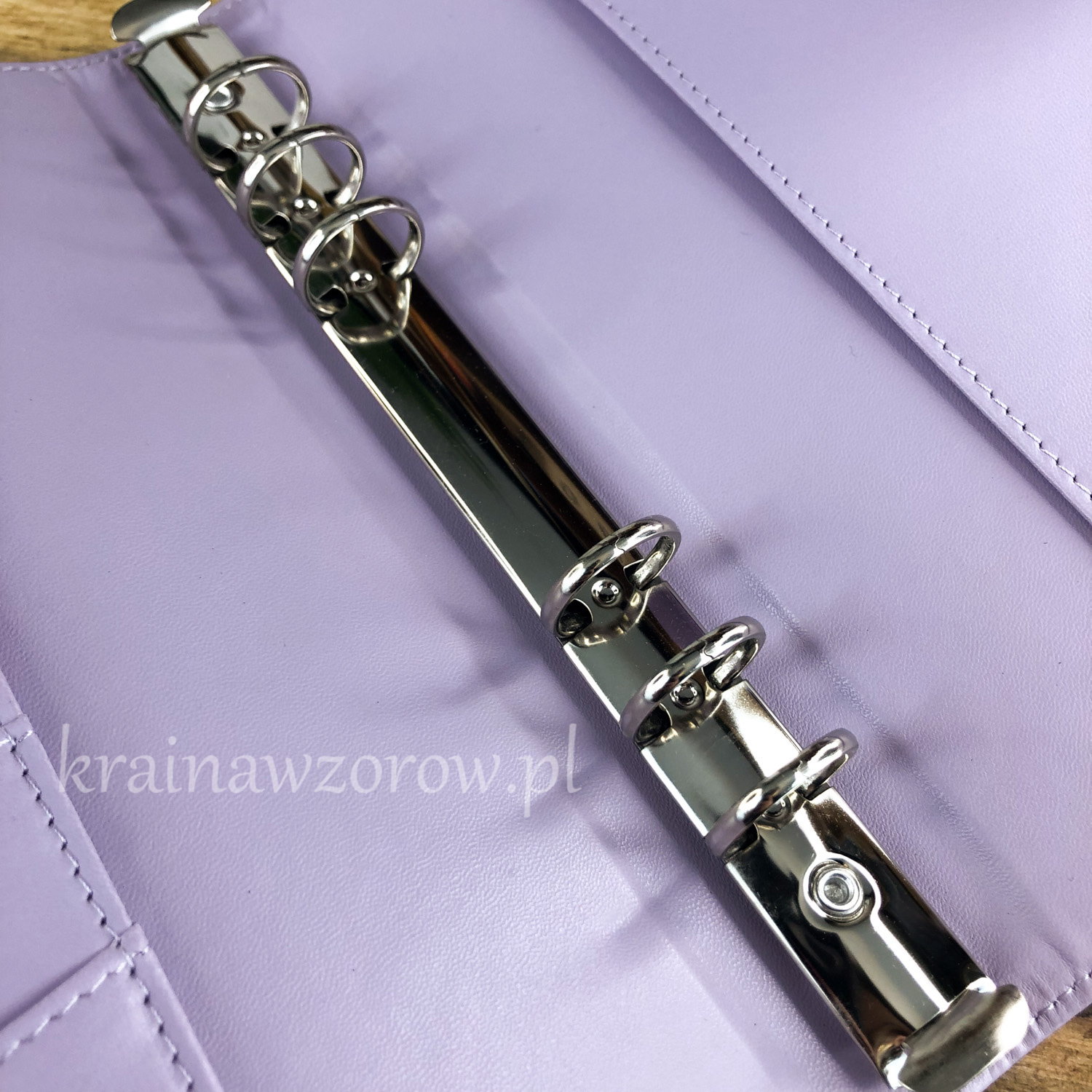 binder-okladka-a5-organizer-holograficzna-fioletowa-krainawzorow-pl-3 binder-okladka-a5-organizer-holograficzna-fioletowa-krainawzorow-pl-3