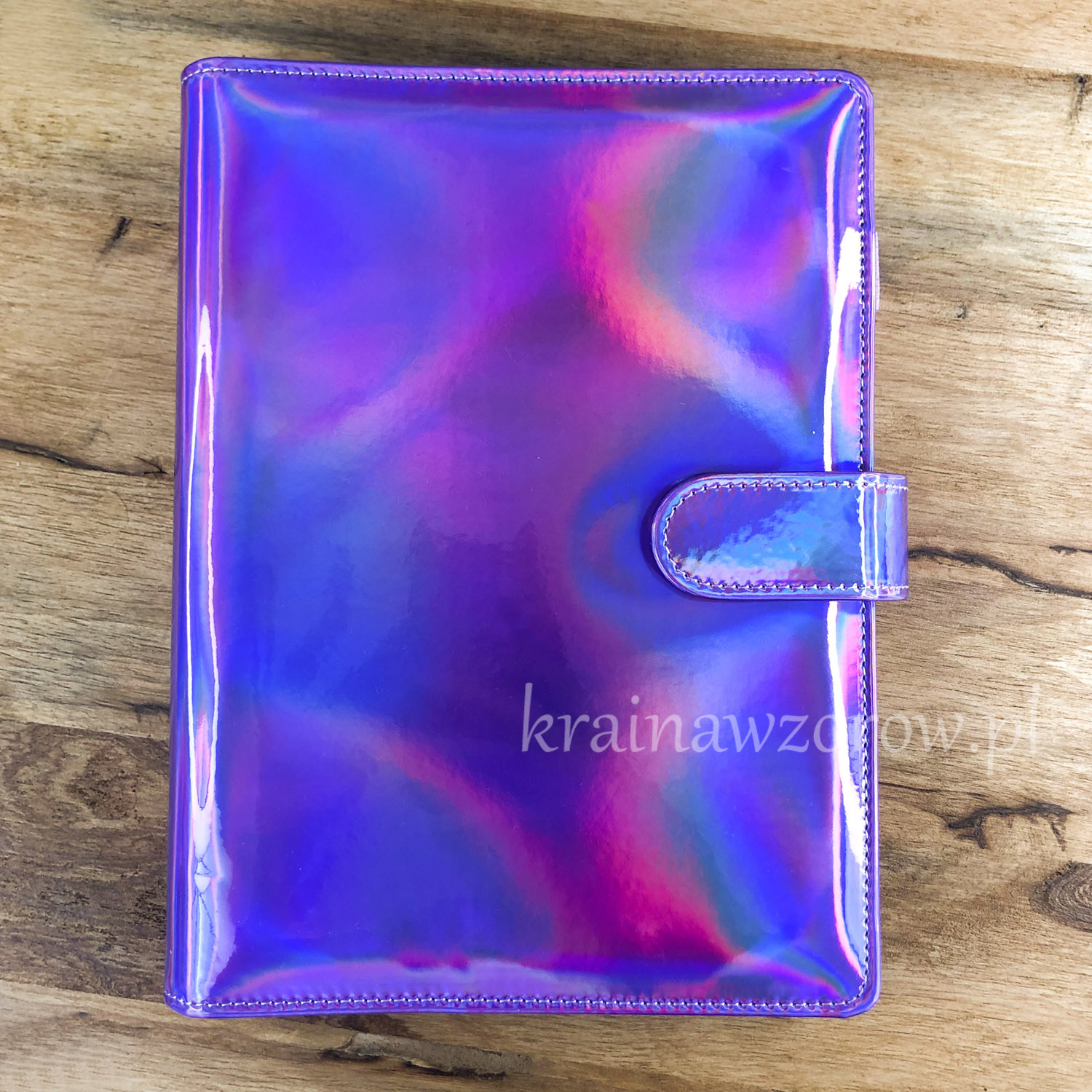 binder-okladka-a5-organizer-holograficzna-fioletowa-krainawzorow-pl binder-okladka-a5-organizer-holograficzna-fioletowa-krainawzorow-pl
