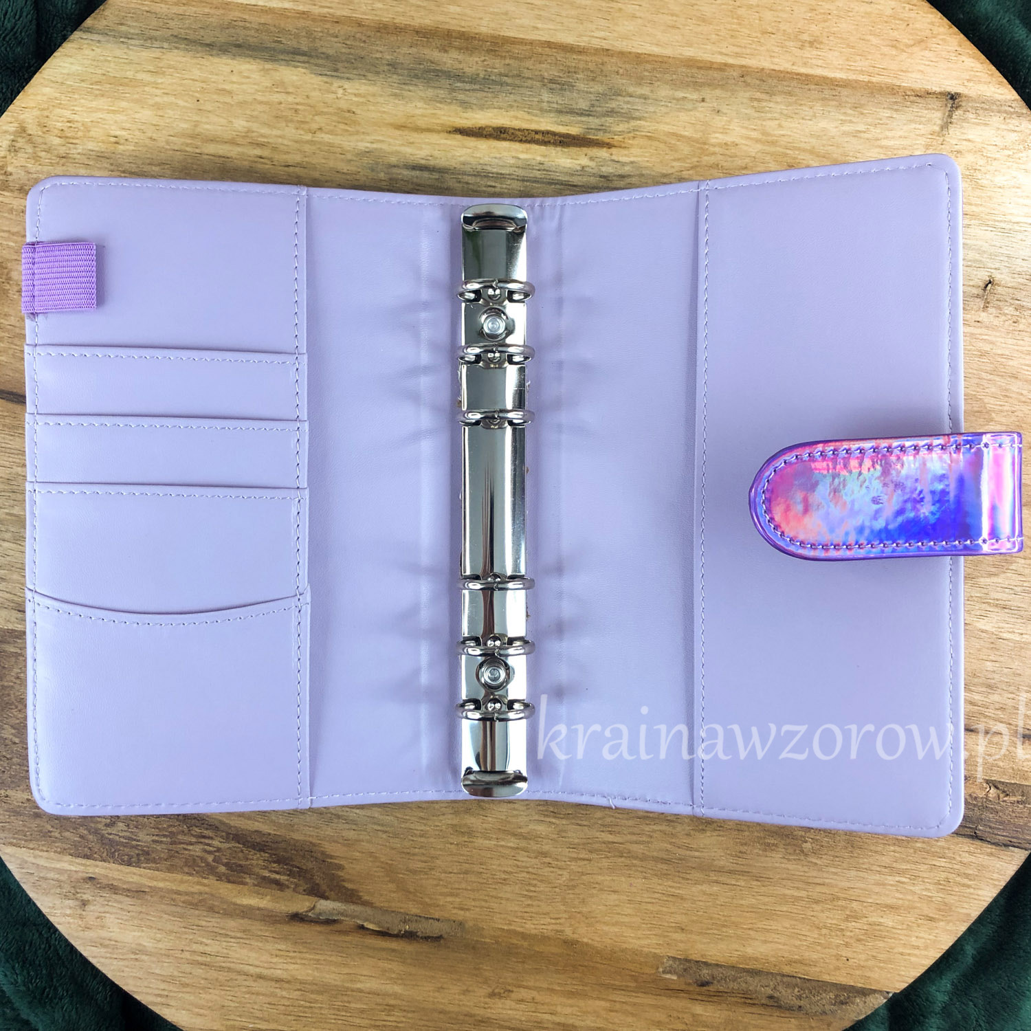 binder-okladka-a6-organizer-holograficzna-fioletowa-krainawzorow-pl-1 binder-okladka-a6-organizer-holograficzna-fioletowa-krainawzorow-pl-1