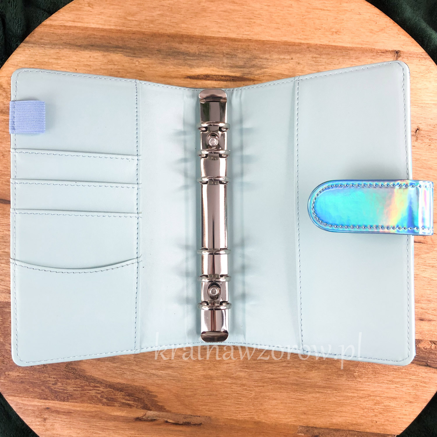 binder-okladka-a6-organizer-holograficzna-lazurowa-krainawzorow-pl-1 binder-okladka-a6-organizer-holograficzna-lazurowa-krainawzorow-pl-1