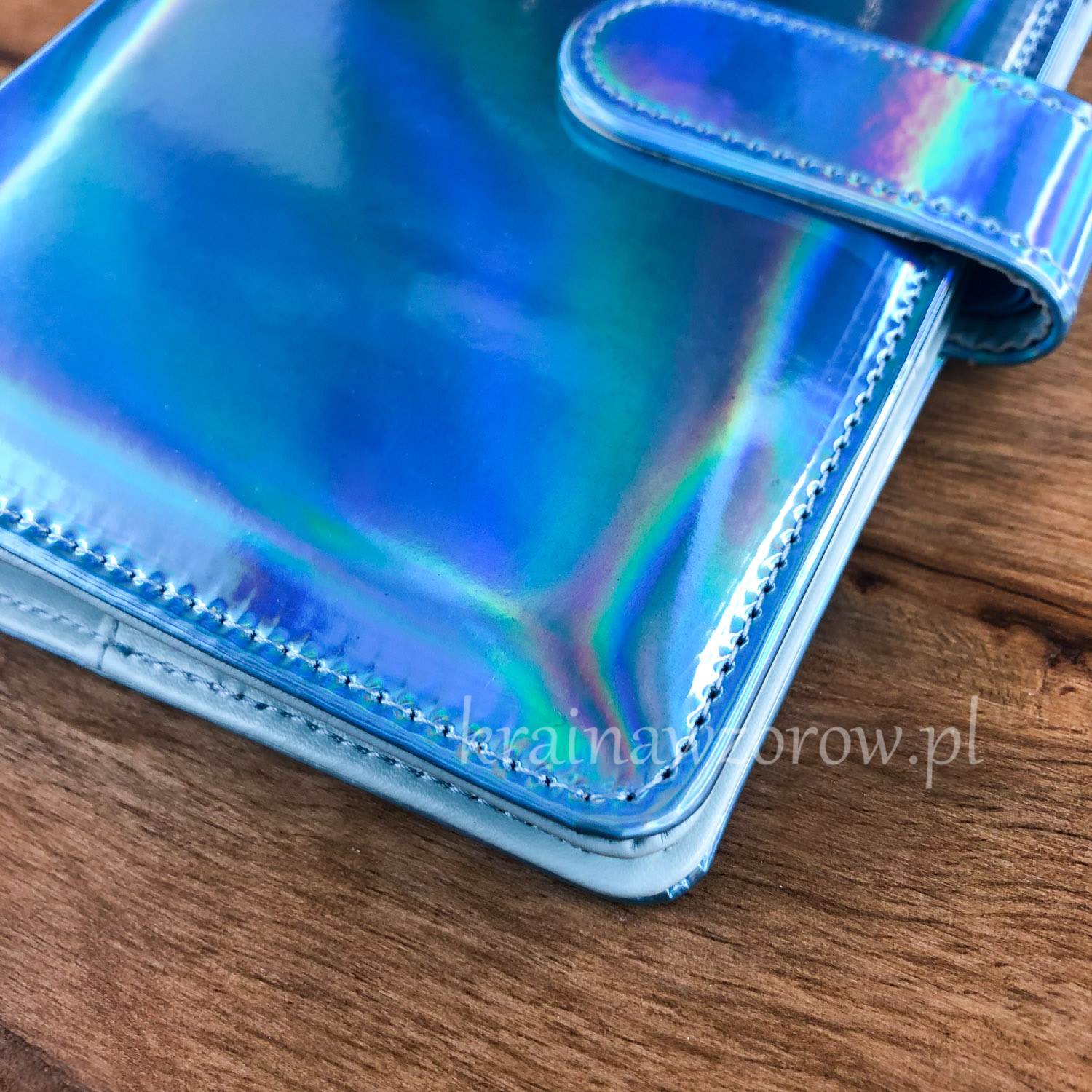 binder-okladka-a6-organizer-holograficzna-lazurowa-krainawzorow-pl-5 binder-okladka-a6-organizer-holograficzna-lazurowa-krainawzorow-pl-5