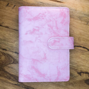 binder-okladka--a6-organizer-roz-marmurkowa-krainawzorow-pl.jpg