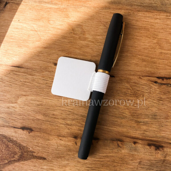 pen-loop-uchwyt-na-dlugopis-krainawzorow-pl-czarny-bialy-1 pen-loop-uchwyt-na-dlugopis-krainawzorow-pl-czarny-bialy-1-1.jpg