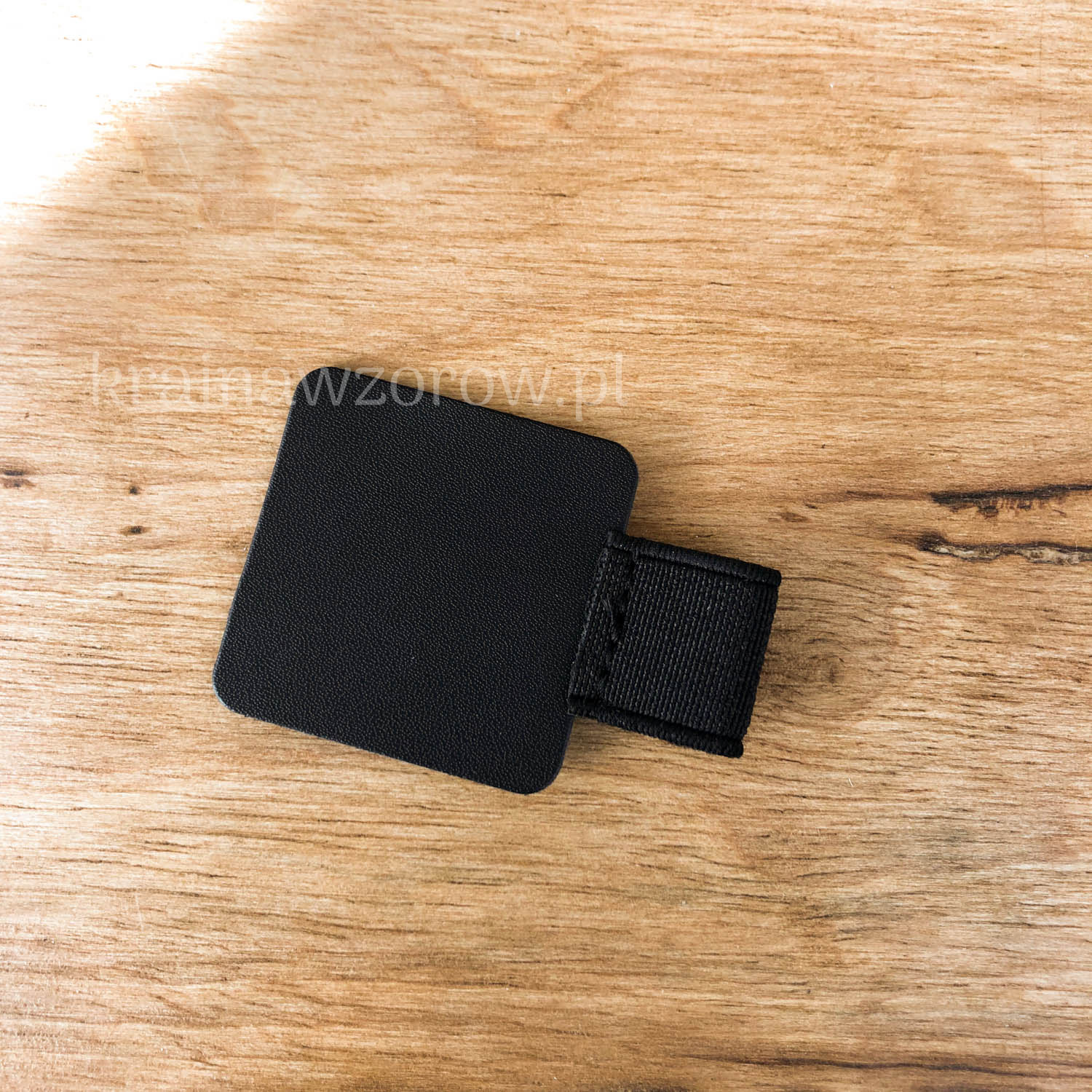 pen-loop-uchwyt-na-dlugopis-krainawzorow-pl-czarny-bialy-3 pen-loop-uchwyt-na-dlugopis-krainawzorow-pl-czarny-bialy-3.jpg