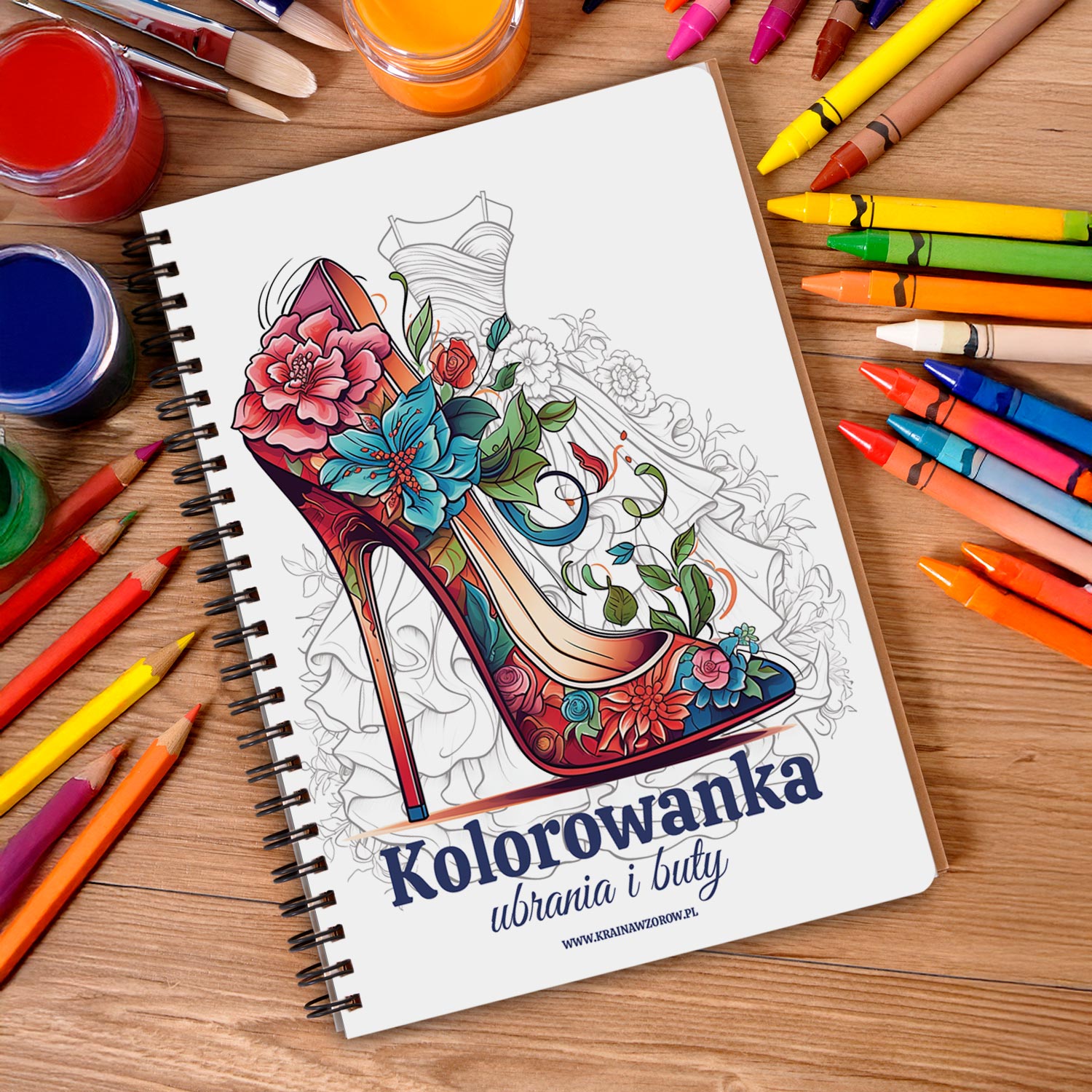 kolorowanka-okladka-kredki-ubrania-i-buty
