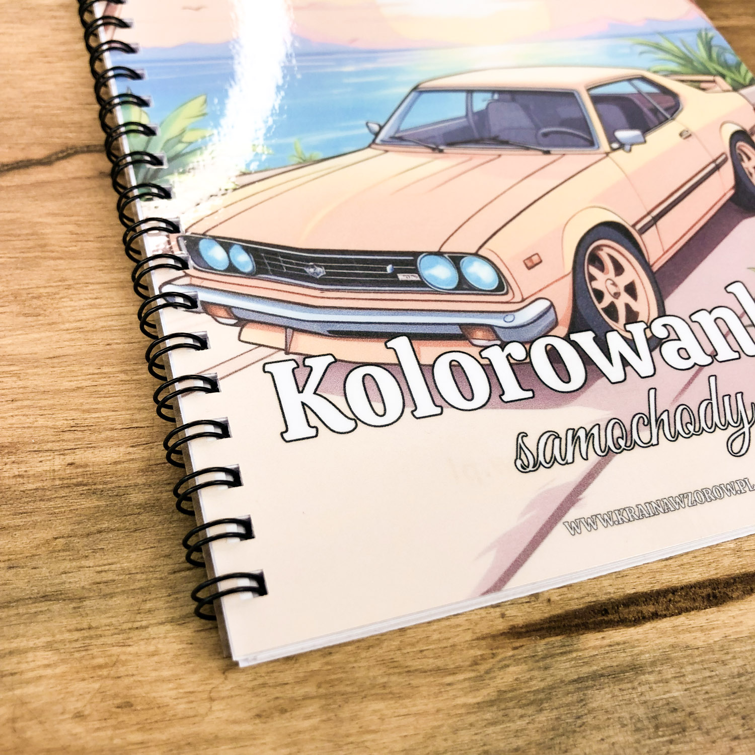 kolorowanka-na-spirali-samochody-krainawzorow-pl-01 kolorowanka-na-spirali-samochody-krainawzorow-pl-01