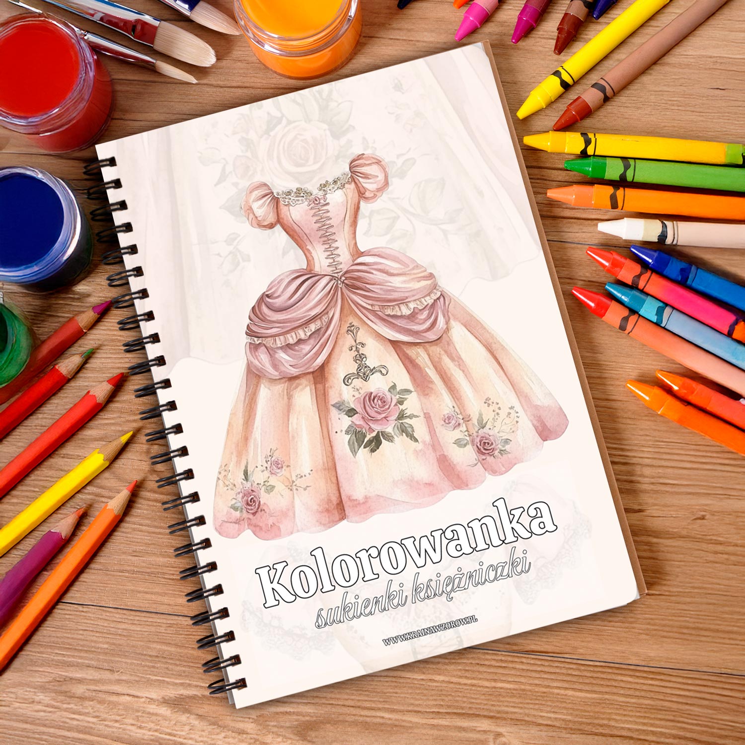 kolorowanka-okladka-kredki-sukienki-ksiezniczki