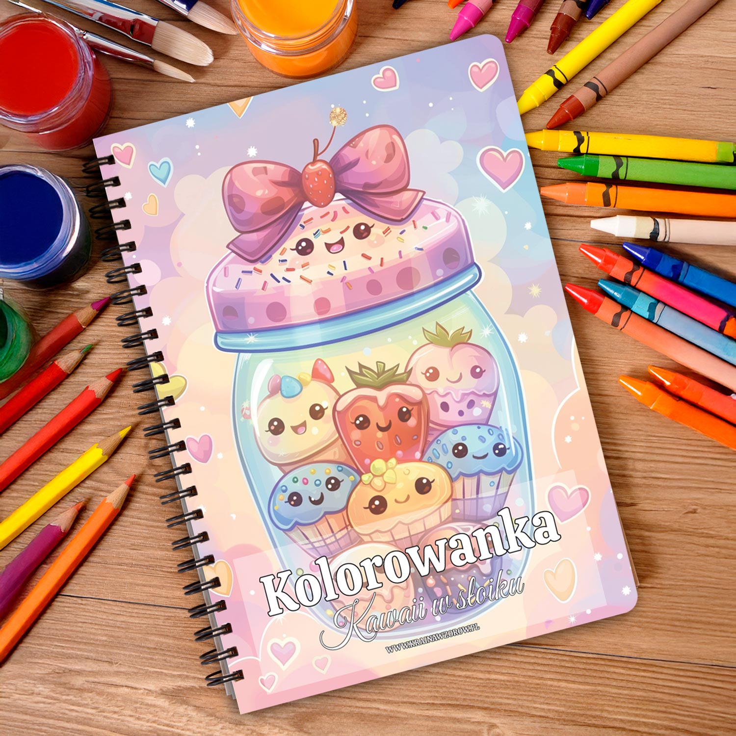 kolorowanka-okladka-kredki-kawaii-w-sloiku