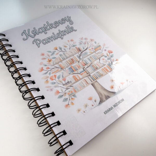 ksiazkowy-pamietnik-drzewo-reading-journal-kraina-wzorow-pl-okladka-na-strone-www ksiazkowy-pamietnik-drzewo-reading-journal-kraina-wzorow-pl-okladka-na-strone-www